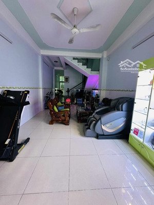 bán nhà gò vấp hxh 90m2 3 tầng ngang 4m sát mt ngợp bank trần quốc tuấn gấp bán 8.5 tỷ.