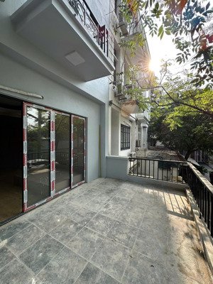 chung cư mini tại 85 hạ đình nhà mới cứng 100%