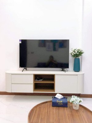 tôi cần bán căn hộ sky center tân bình