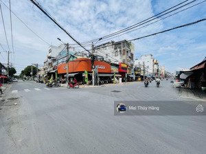 lô góc 2 mặt tiền ngang 6.23m - không lộ giới cách phạm văn đồng 300m - hxh quay đầu