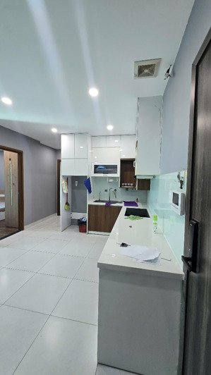 cần cho thuê căn hộ cao cấp lavida plus nguyễn văn , 2pn, 13tr. lh : phương