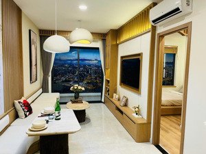 căn hộ mặt tiền ql13, thuận an. cách ga metro 100m 65m2 view hồ bơi, tầng 10. giá 2.8 tỷ, tt 150tr