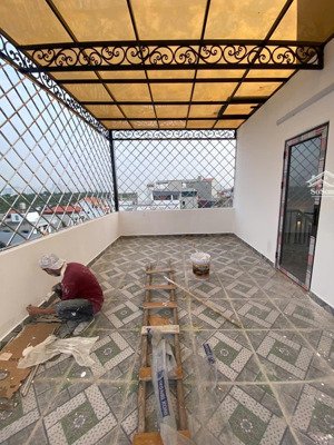 nhà mới về ở trước tết 6 tầng - thang máy tiện ích vinhomes - dt 55m2 - giá: 157 triệu/m2