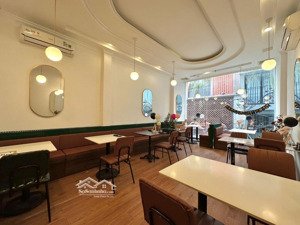 bán nhà hẻm xe tải tránh phạm ngọc thạch 68m - 3 tầng - 27 tỷ - q3