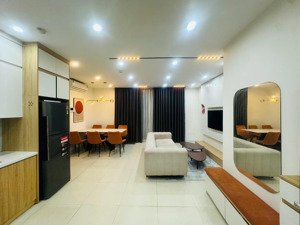 gấp! nhượng 3n full đồ nội thất toà tháp thiên niên kỷ. lh: 