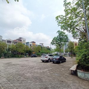 đất đẹp như phân lô 99m ngõ xe tải -thông bàn cờ-40m oto tránh-gần sân bay-kcn -phù đổng, hà nội