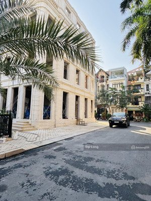 khuôn đất vip nhất thảo điền 7,5x23m tổng 173m2 có công viên nội khu riêng biệt