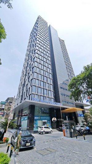 cho thuê văn phòng toà vinaconex tower láng hạ, đống đa dt 81m2 , 160m2, 212m2, 621m2