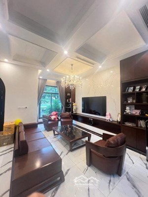 chính chủ cần bán gấp liền kề ngọc trai 6 đã hoàn thiện view công viên giá 24.5 tỷ vin 1. 