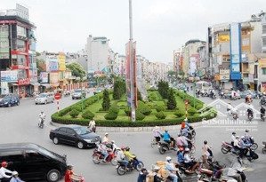 mặt phố vip xã đàn 59.8 m_ mặt tiền 4.2m _ 39.5 tỷ ( thương lượng) pháp ly hoàn công tren sổ 6 t