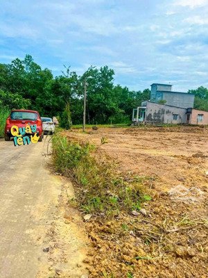 đất đầu tư giá tốt 1 sẹc ql20 sẵn thổ cư 575m2 chủ ngộp bán gấp - suối bo quanh đất