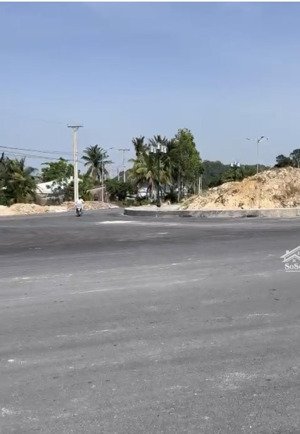 chính chủ kẹt tiền hạ giá sâu bán gấp trong tuần đất khu du lịch mũi nai, hà tiên.