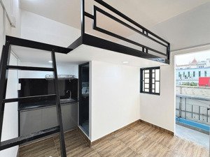 chính chủ cho thuê duplex bancol ngay ngã tư hàng xanh đi bộ sang uef, hiu, gần chợ bà chiểu