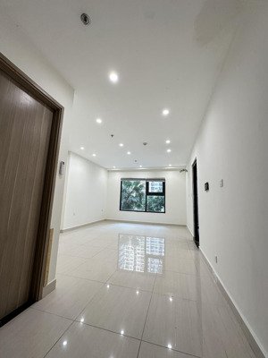 cần bán gấp căn studio diện tích 32m2 toà s105 nhà ntcb giá 2,750 tỷ thu nét.