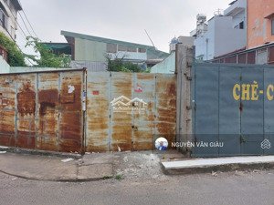 lô đất ngang 8m còn xót lại ở đường dương quãng hàm, thuận tiện di chuyển ra sân bay