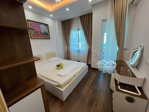 bán nhà 4 tầng trần quang diệu quận đống đa mặt tiền rộng 5,2m, giá 25 tỷ