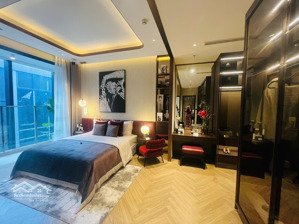 cần bán lại penthouse quận 2, eaton park, giá 90tỷ, 300m2 có hồ bơi riêng