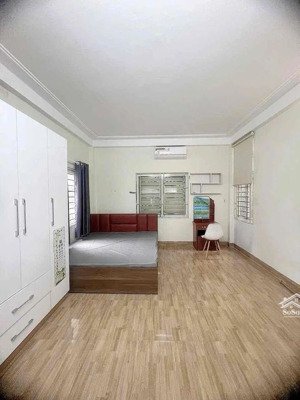 bán nhà yên phúc - kdt văn quán hà đông, chỉ 7,3 tỷ - 5 tầng, ngõ ô tô đỗ cổng.