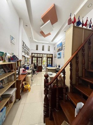 (cực rẻ)chỉ 6.5 tỷ cho nhà đẹp hxh út tịch, tân bình (3.5x12 - 2 tầng) - lh: 