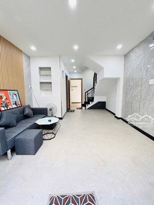 nhà btct 5 pn tô hiệu hoà bình gần đâm sen dt 45m2 chỉ hơn 5 tỷ