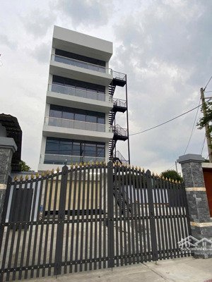 cho thuê mặt bằng và tòa nhà văn phòng trung tâm thủ dầu một
vị trí đắc địa:mặt tiền đại lộ bd