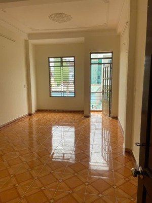 căn nhà trọ mới 2pn hẻm ni sư huỳnh liên-gần chợ tân bình gần bv. tân phú-đh văn hiến giá rẻ ở liền