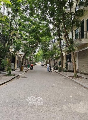 phân lô lk kđt đô nghĩa 100m nhà thô 2 mặt tiền trước sau, giá đầu tư