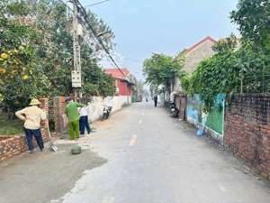 cần bán gấp lô 189m, mt 7.6m ở bình yên, hoà lạc. gần sát cnc, đh fpt,khu đông dân. pháp lý đầy đủ