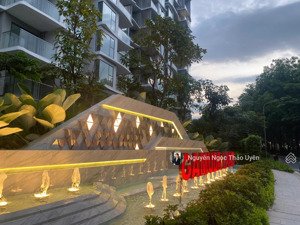 căn đẹp centery 120.7m2 giá 9ty8 (full) có ô xe