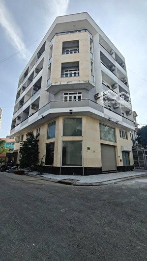 chính chủ cho thuê mặt bằng 2 mặt tiền quận 7 không giới hạn ngành nghề