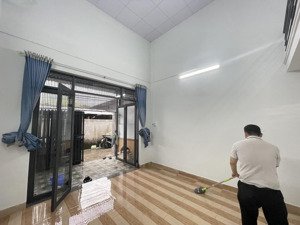 nhà mới dọn về đón tết, ngay trung tâm phước đồng, phường nam nha trang