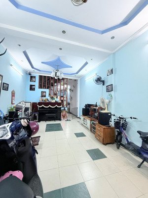 nhà 1/ nguyễn xuân khoát dt 4x15m, 3pn, chỉ hơn 6 tỷ