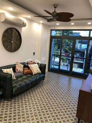 nhà kinh doanh mặt tiền đường ngô gia tự sầm uất quận 10 - chính chủ 