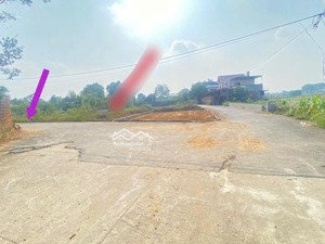 bán lô đất 60.6m2 phúc tiến, bình , thạch thất. bao giá. lh 