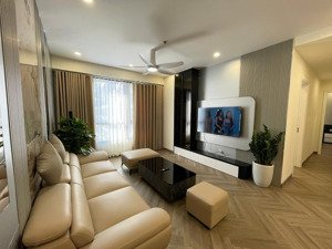 gia đình bán ch 2pn, 2wc, 75,5m2 tại hong kong tower, đê la thành, đống đa, hà nội, 6,5 tỷ vnd