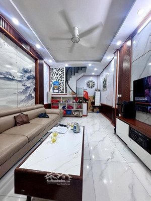 gấp, nhà thịnh quang, 2 thoáng vĩnh viễn - full nội thất ở ngay, oto cách 50m, ngõ thông, 39m2 x 5t