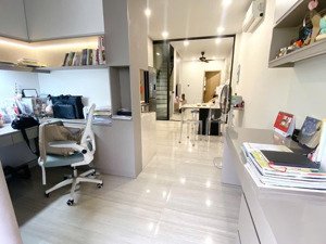 9 tỷ - dt: 58m2 bán gấp nhà thái phiên, quận 11 - hẻm 6m - đang cho thuê 16 triệu tặng full nt !