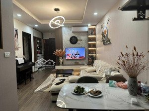 căn mới! em bắc bql a10 nam trung yên chủ nhà tin tưởng gửi bán quỹ căn 2n,3n giá tốt lh 