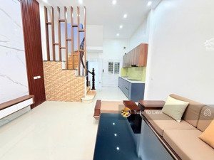 đình quán-văn tiến dũng 7 tỷ-ô tô đỗ cửa-2 thoáng trước sau thông sàn 3 ngủ full đồ, miễn quy hoạch