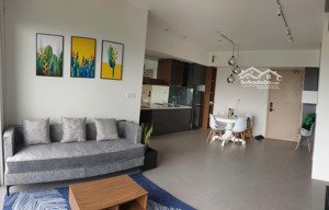 chính chủ gửi bán căn hộ krista 2pn 2wc, ntcb, có ban công, sổ hồng, giá chỉ tỷ 5,x tỷ