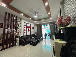 siêu phẩm mới xuất hiện - 5x20 - mặt tiền gần trục 32 aeon + bv quốc tế - ao sen