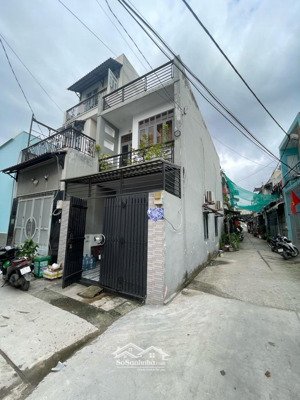 hot, bán gấp nhà riêng đs4 bhhb btân, 50m2, 2 tầng mới đẹp, 2 mặt hẻm xe hơi, chỉ nhỉnh 3 tỷ.