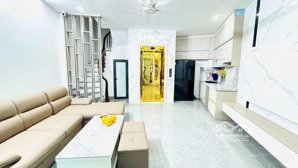 trần khát chân 45m x 5 tầng 3 ngủ x mt4m - thang máy, xây mới, sát phố - 13.x tỷ