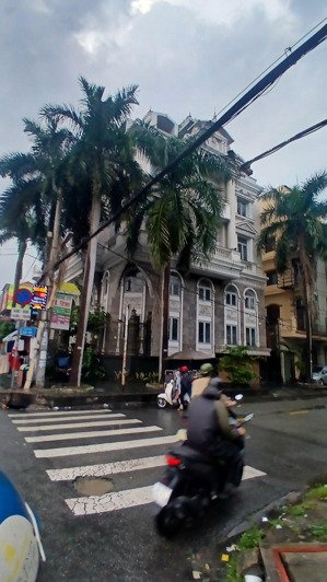 vị trí đẹp, mặt tiền trung chánh hóc môn. 71m2 giá hợp lý 4ty360 ngang 11m hiếm, thông các hướng