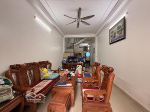 nhà dân xây mới kiêu kỵ , gia lâm, hà nội. chỉ việc xách vali về ở.