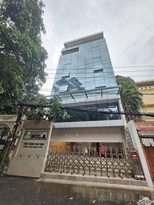 gia đình cần tiền bán gấp tòa nhà mt đường phan đình phùng 8x20m kc 7 tầng hđt 160tr 52 tỷ