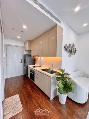 em thúy bán 09 căn masteri west heights: studio, 1pn+, 2pn+, 3pn (giá từ 2 tỷ 350 - 6.8 tỷ)