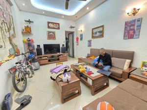 xuất sắc! mặt ngõ thái thịnh, ô tô đỗ cửa, ngõ văn minh, sổ vuông, nhà lộc, 46mx4t