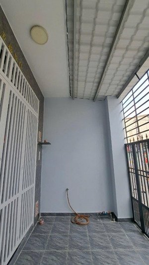 đón tết nhà mới vô ở liền đường nguyễn quý yêm, dt: 4x19.2m 3.5tấm (4pn-5wc). giá: 7.4tỷ tl