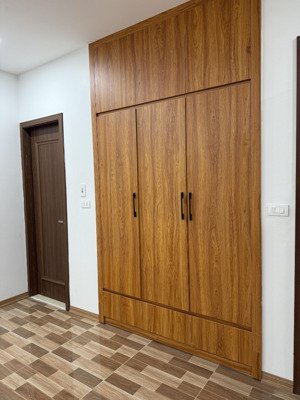 siêu phẩm kim mã, 30m ra ô tô tránh, vài bước ra phố, ngõ thông, xây mới, thang máy, vừa ở vừa kd